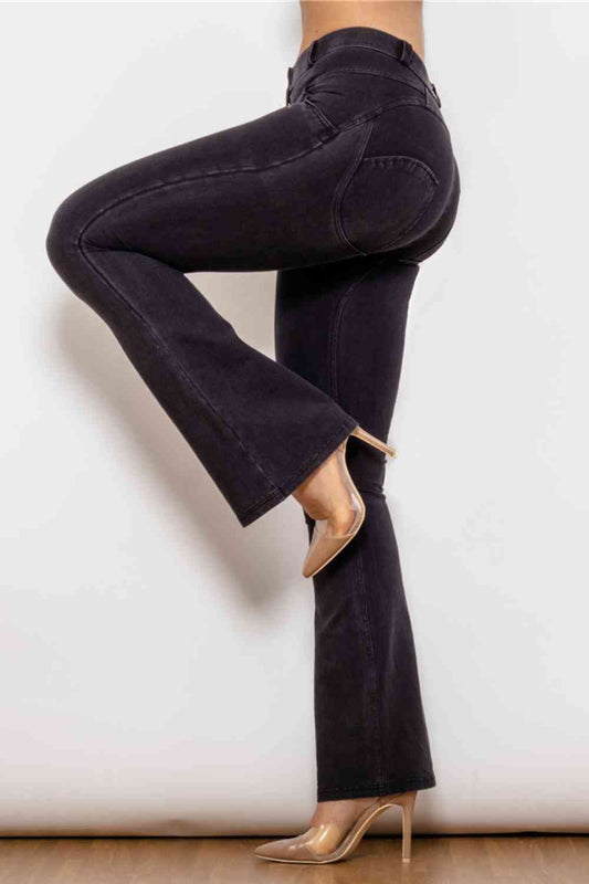 Flaunt and Flare: Slim Chic Buttoned Jeans with Leg-Slimming Tech